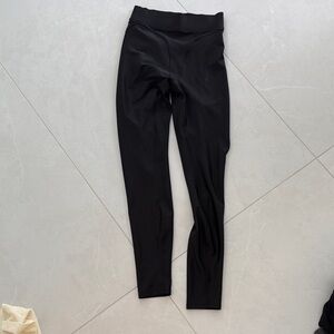 ALO Yoga Black Performance Leggings